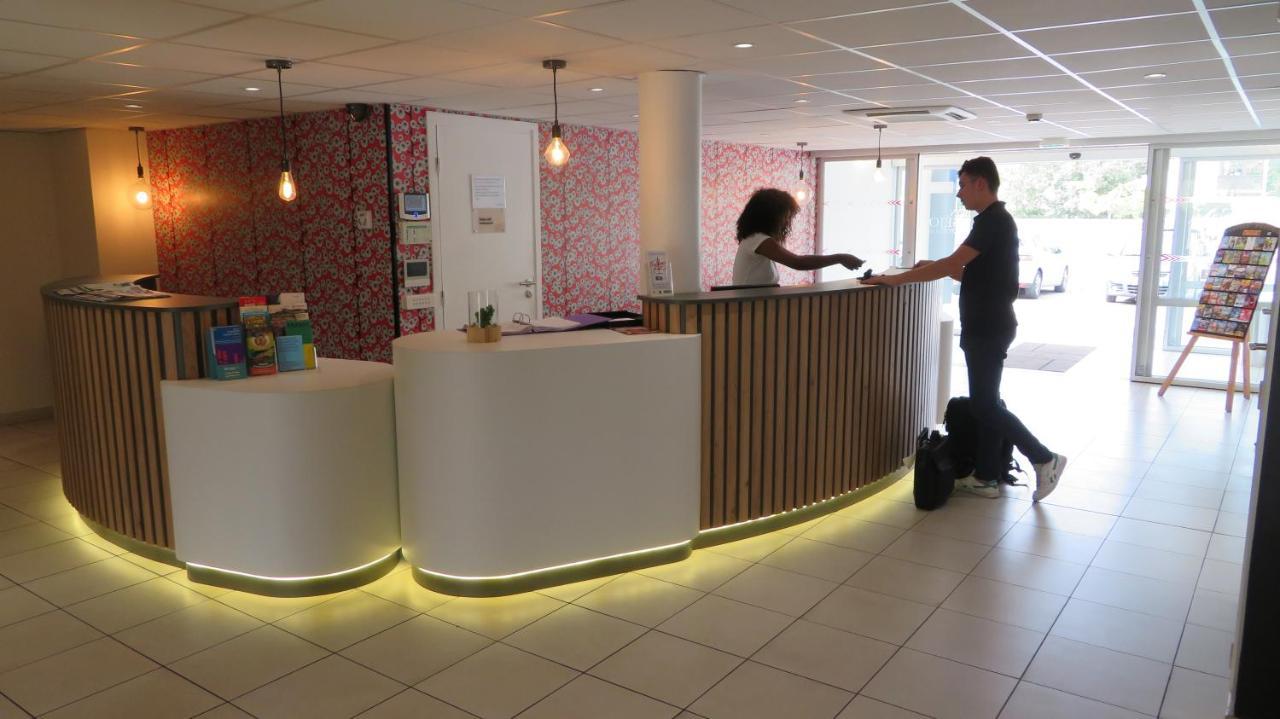Kyriad Aix Les Milles - Plan De Campagne Bouc-Bel-Air Exterior foto